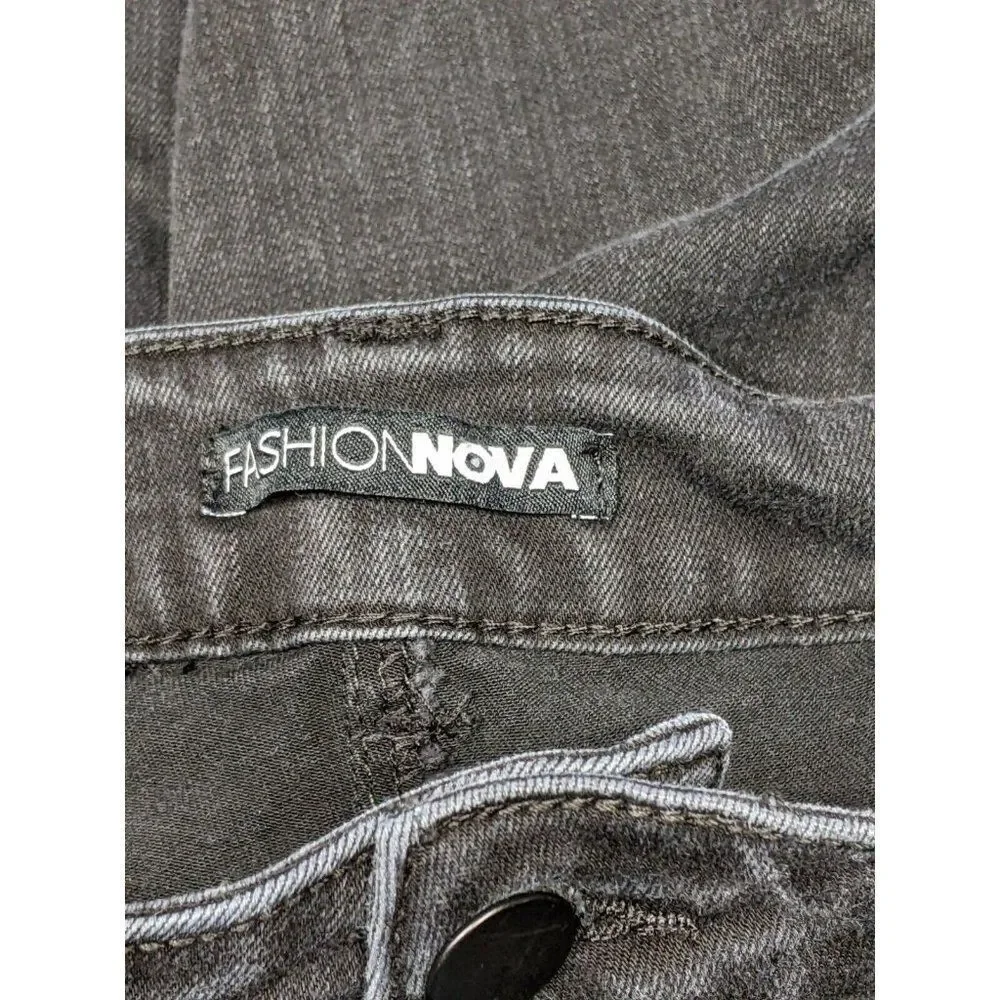Fashion Nova Juniors Size 3 Pockets‎ Distressed Skinny Black Denim Jeans